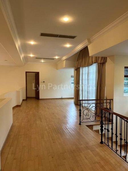 5 Bed Bungalow (Landed) for Rent in  D'leedon - Image 9