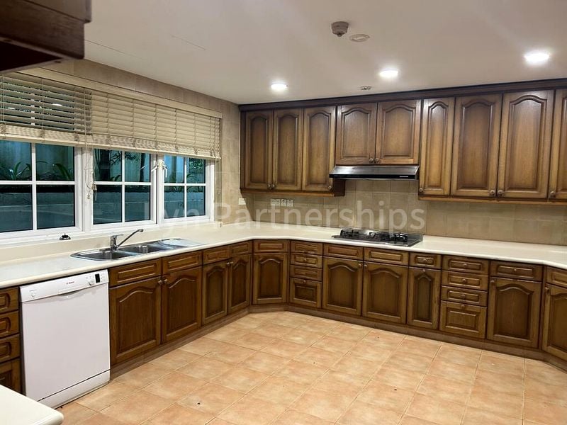 5 Bed Bungalow (Landed) for Rent in  D'leedon - Image 11