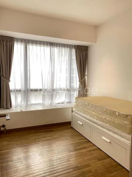2 Bed Condo for Rent in  Trilight - Image 6