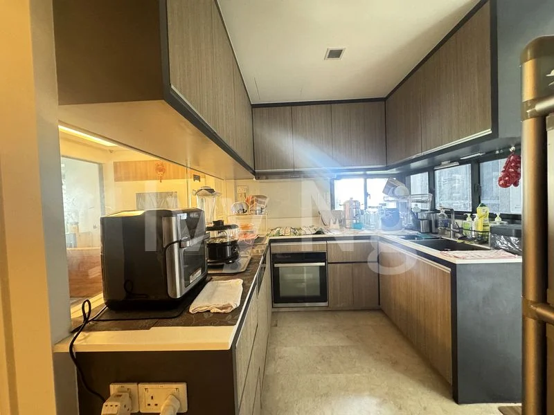 3 Bed Condo for Sale in  The Trizon - Image 5