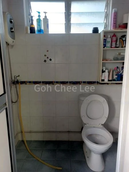 Common Room (HDB) for Rent in  240 Serangoon Avenue 2 - Image 9