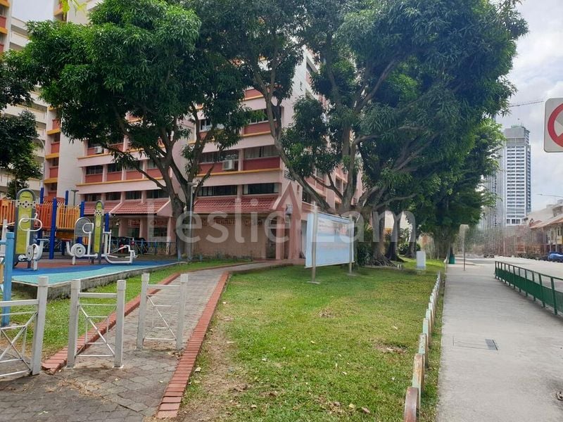 Shop / Shophouse for Rent: 685 Race Course Road - Image 3