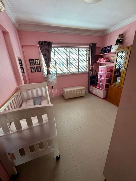 Maisonette HDB for Sale in  877 Yishun Street 81 - Image 2