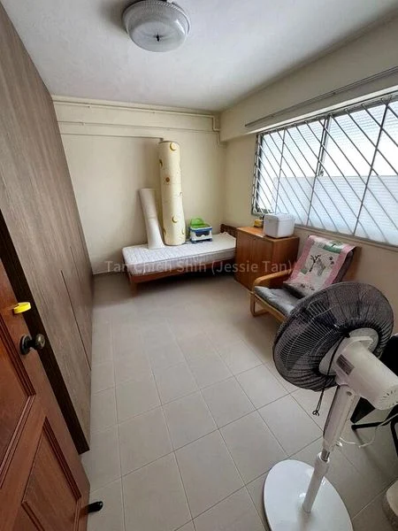 Maisonette HDB for Sale in  877 Yishun Street 81 - Image 5