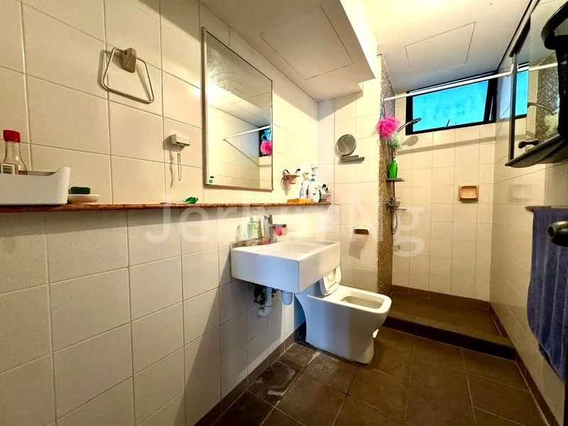 3 Bed Condo for Sale in  Fernwood Towers - Image 7