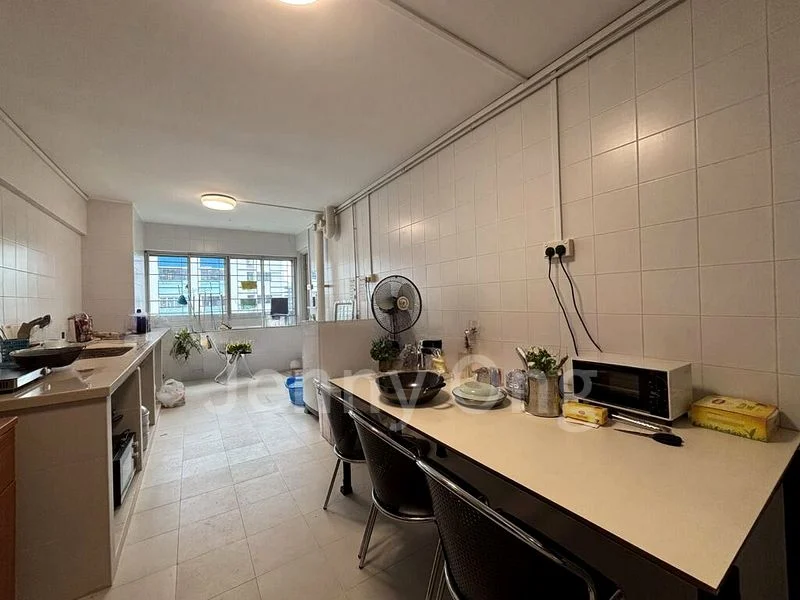 4 Room (4NG) HDB for Rent in  412 Ang Mo Kio Avenue 10 - Image 1