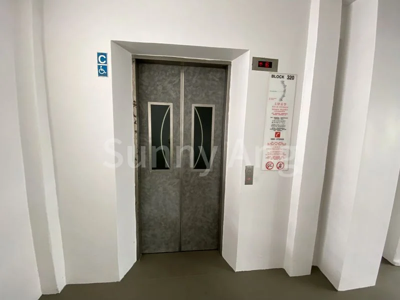 Common Room (HDB) for Rent in  320 Jurong East Street 31 - Image 25