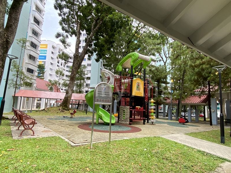 Common Room (HDB) for Rent in  320 Jurong East Street 31 - Image 1