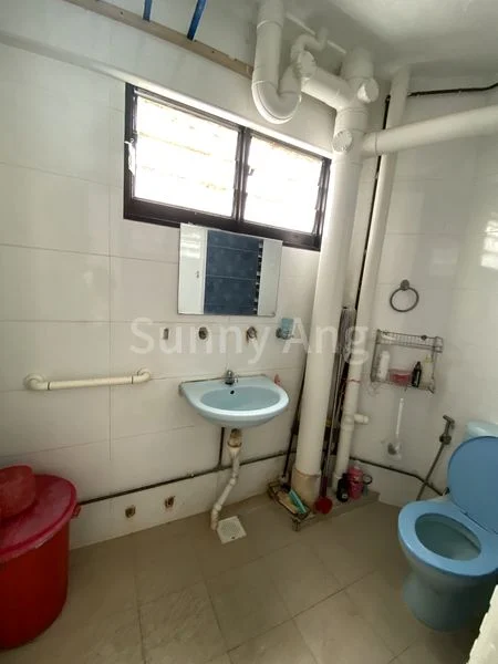 Common Room (HDB) for Rent in  320 Jurong East Street 31 - Image 20