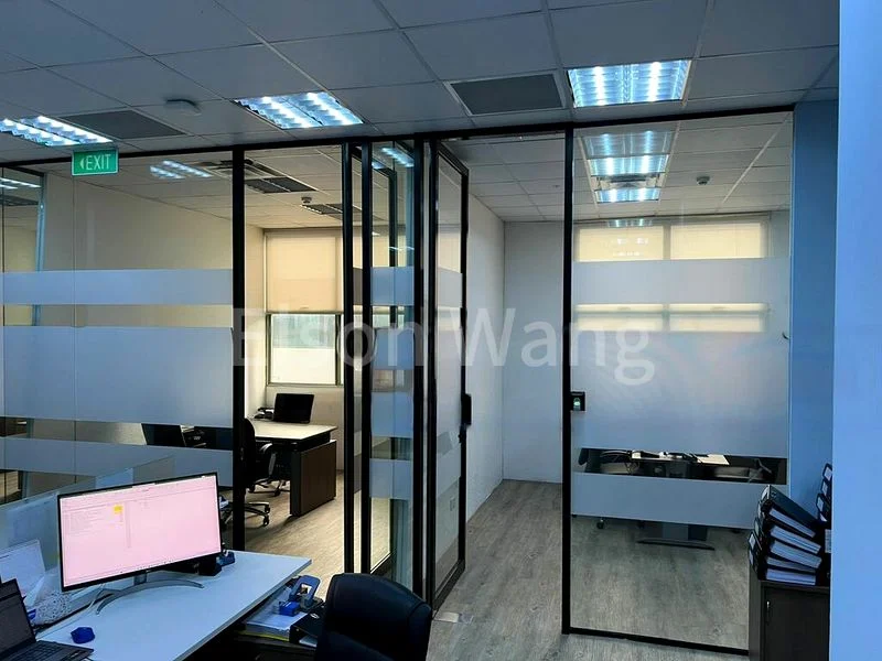 Office for Rent: Fullion Building - Image 9