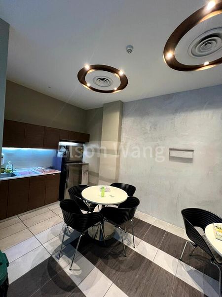 Office for Rent: Fullion Building - Image 4