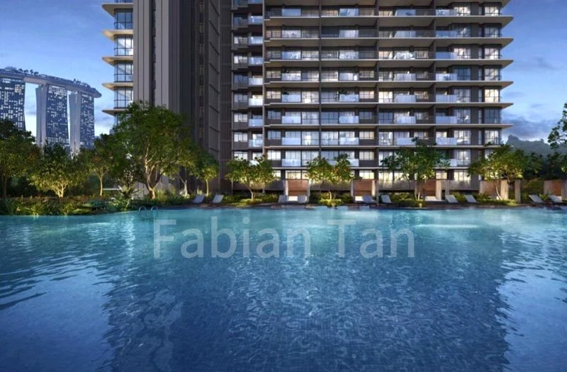 4 Bed Condo for Sale in  Marina Gardens Drive - Image 4