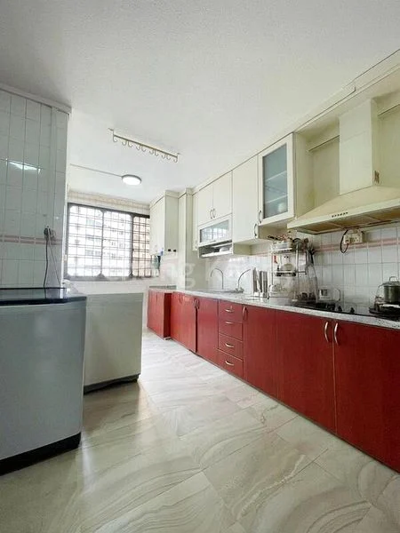 4 Room (4A) HDB for Sale in  940 Jurong West Street 91 - Image 3