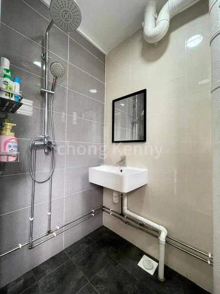 4 Room (4A) HDB for Sale in  940 Jurong West Street 91 - Image 2
