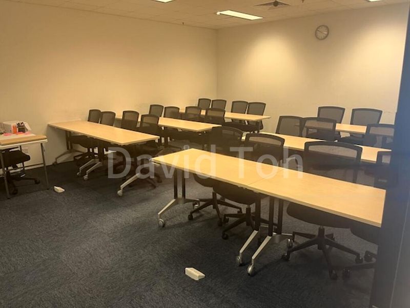 Office for Rent: Suntec City Tower - Image 2