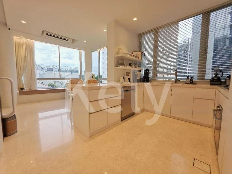 2 Bed Condo for Sale in  Suites @ Amber - Image 15