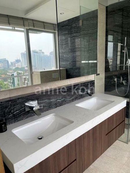 4 Bed Condo for Rent in  Gramercy Park - Image 11