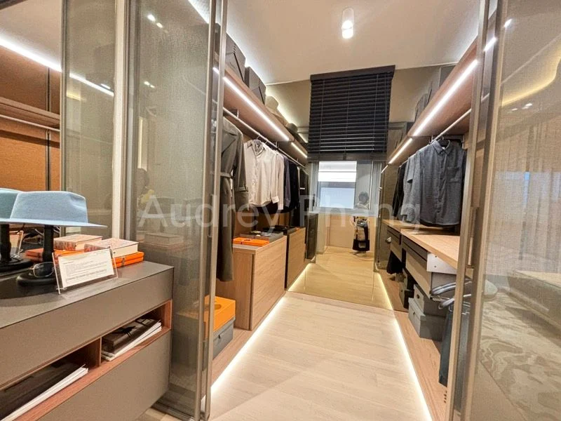 4 Bed Condo for Sale in  Union Square Residences / Former Central Square - Image 4