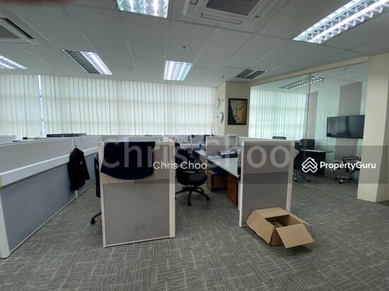 Light Industrial (B1) for Sale: E-Centre @ Redhill - Image 1