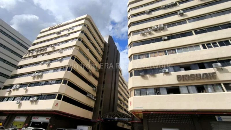 Light Industrial (B1) for Rent: Tong Lee Building - Image 3