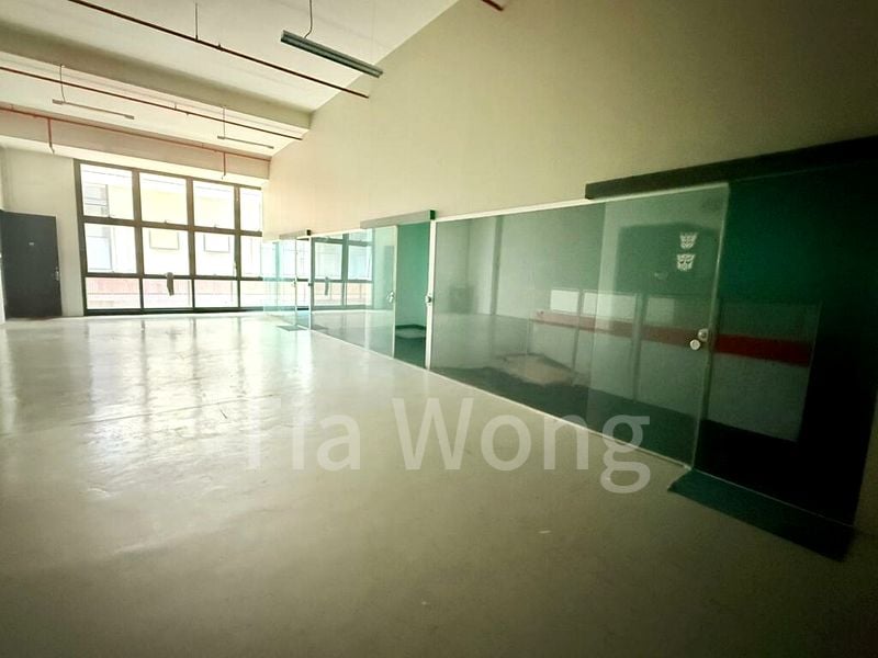 Light Industrial (B1) for Rent: Woodlands Horizon - Image 4