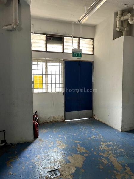 Shop / Shophouse for Rent: Ang Mo Kio Avenue 4 - Image 8