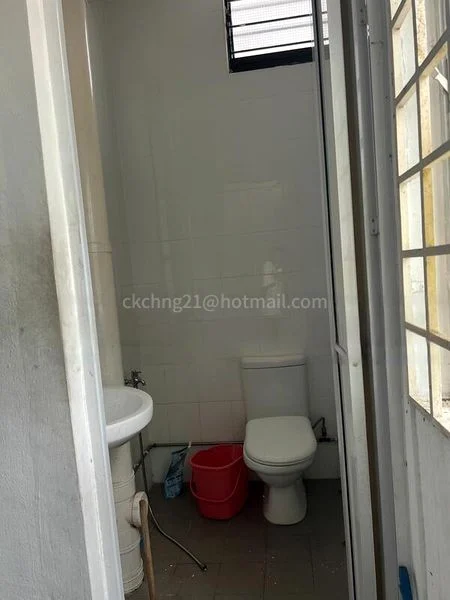Shop / Shophouse for Rent: Ang Mo Kio Avenue 4 - Image 9