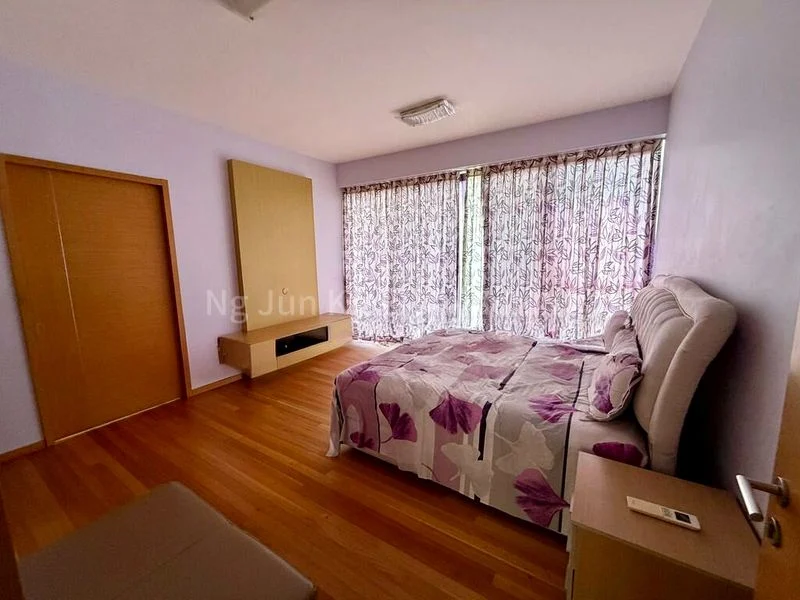 4 Bed Condo for Rent in  Aalto - Image 8