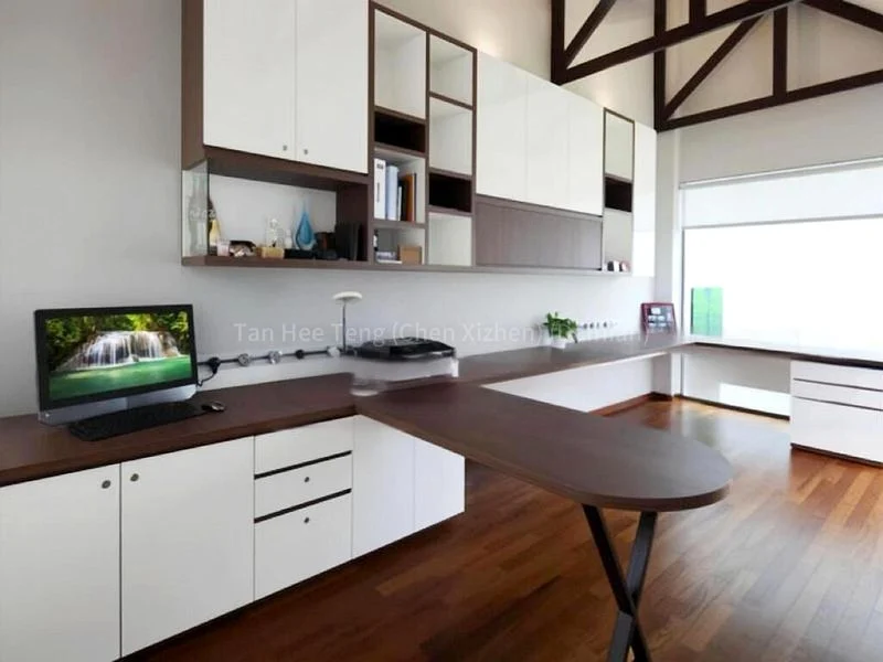 7 Bed Corner Terrace (Landed) for Sale in  Greenridge - Image 9