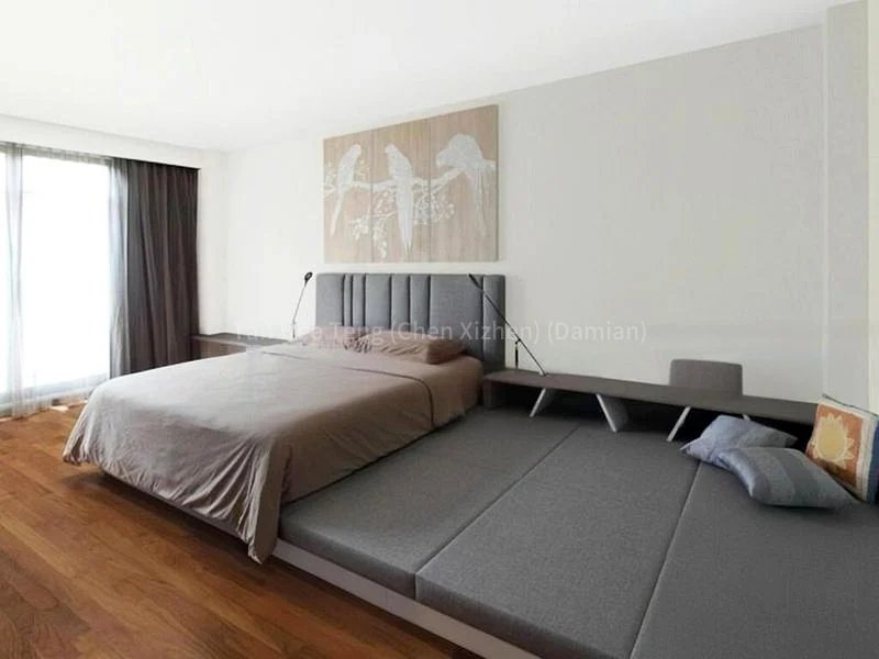 7 Bed Corner Terrace (Landed) for Sale in  Greenridge - Image 4