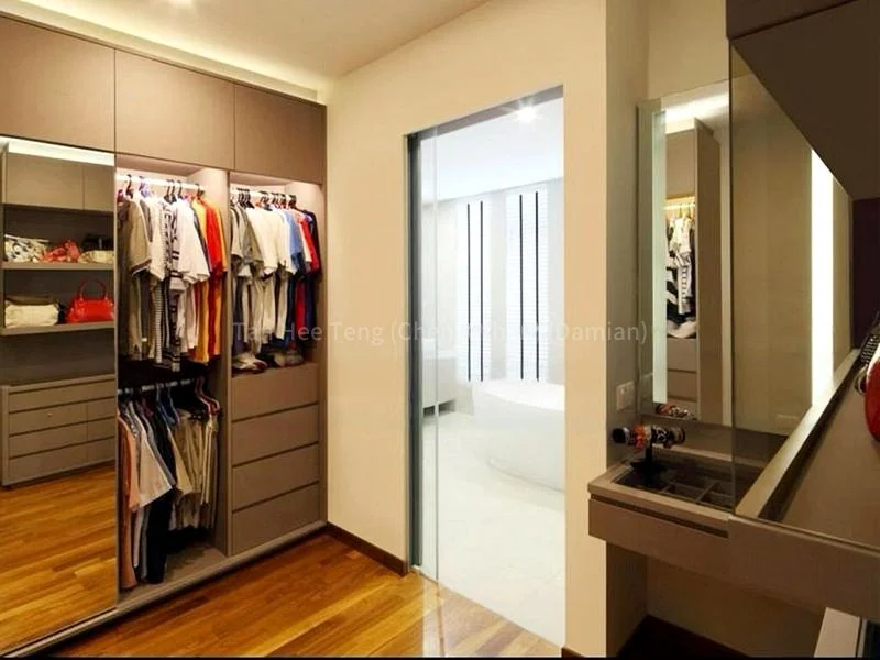 7 Bed Corner Terrace (Landed) for Sale in  Greenridge - Image 12