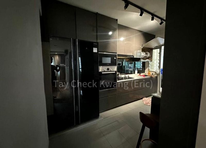 5 Room (5I) HDB for Sale in  233C Sumang Lane - Image 1