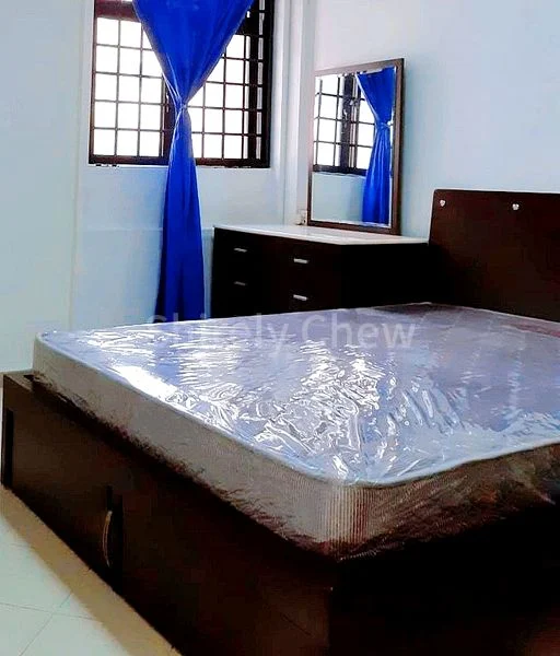 4 Room (4NG) HDB for Rent in  709 Hougang Avenue 2 - Image 5