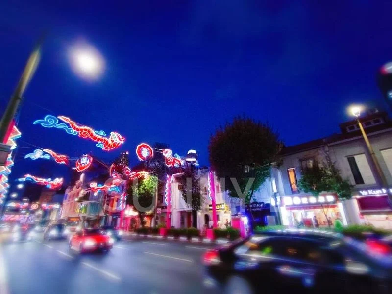 Food & Beverage for Rent: Prime Chinatown Restaurant Shop, Next to an MRT - Image 2