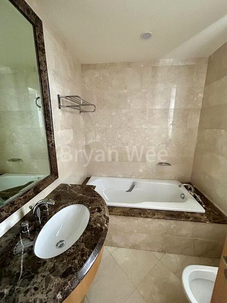 4 Bed Condo for Rent in  Ardmore Park - Image 13