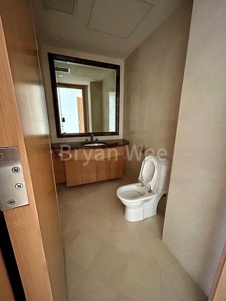 4 Bed Condo for Rent in  Ardmore Park - Image 14