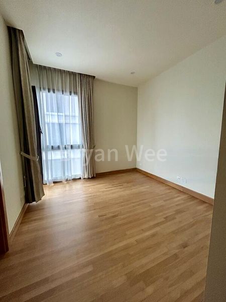 4 Bed Condo for Rent in  Ardmore Park - Image 11