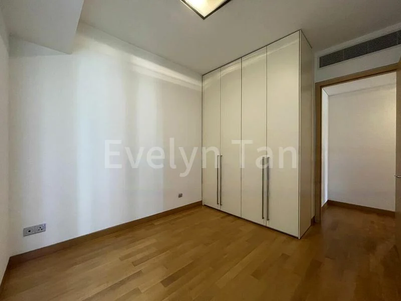 3 Bed Apartment (Condo) for Sale in  Saint Regis Residences Singapore - Image 9