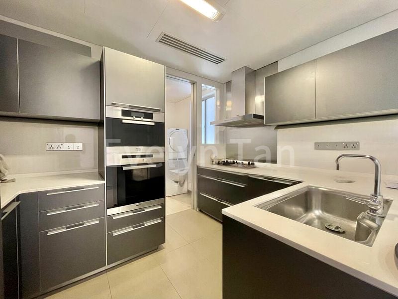 3 Bed Apartment (Condo) for Sale in  Saint Regis Residences Singapore - Image 6