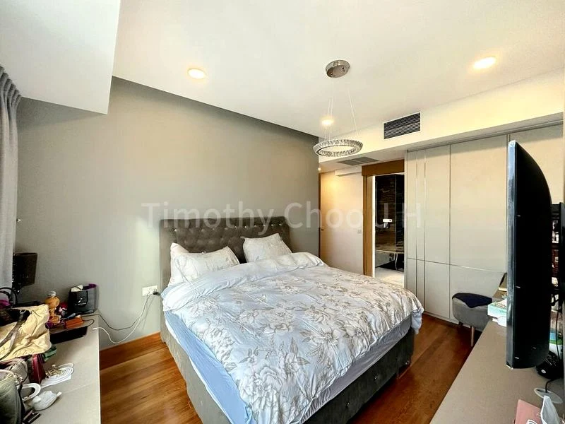 4 Bed Condo for Sale in  Vista Residences - Image 5