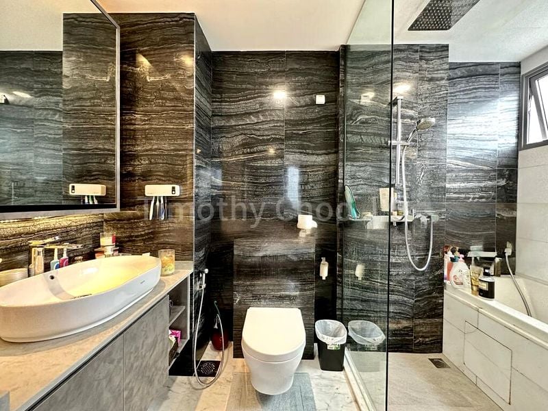 4 Bed Condo for Sale in  Vista Residences - Image 6