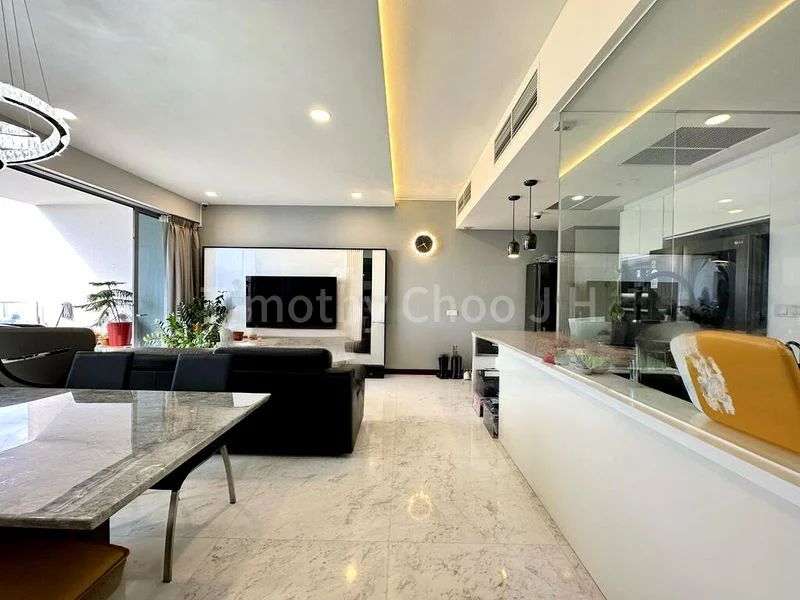4 Bed Condo for Sale in  Vista Residences - Image 3