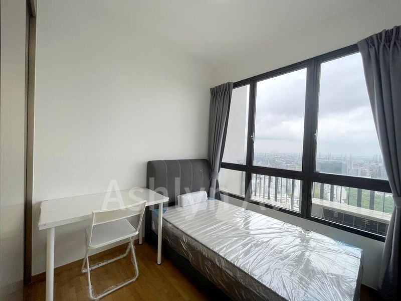 2 Bed Condo for Sale in  The Clement Canopy - Image 2