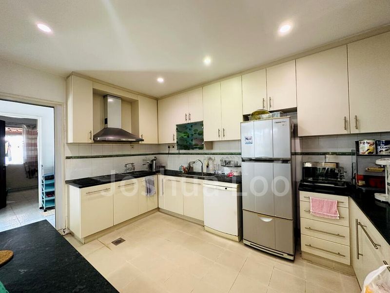 5 Bed Semi-Detached House (Landed) for Sale in  Jalan Angin Laut - Image 6