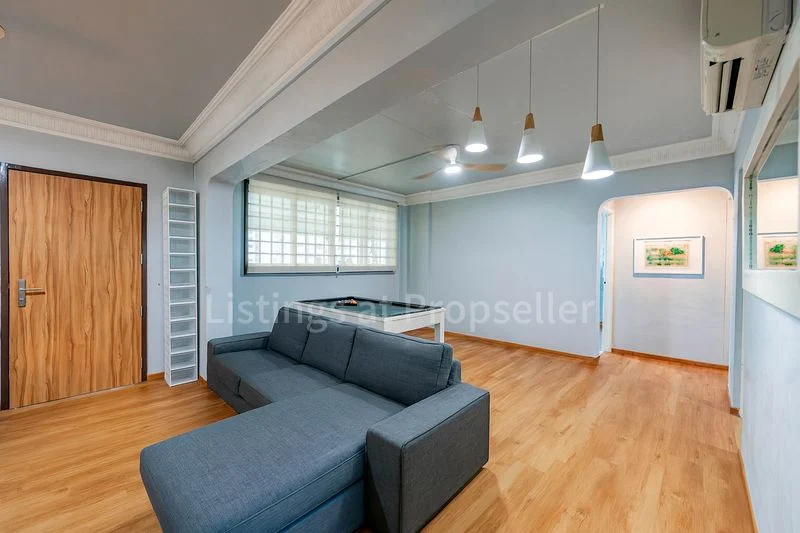 4 Room (4A) HDB for Sale in 436 Fajar Road - Image 2