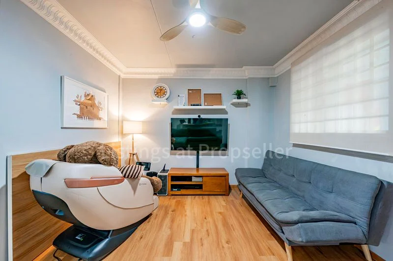 4 Room (4A) HDB for Sale in 436 Fajar Road - Image 1