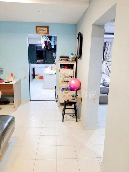 3 Room (3NG) HDB for Rent in 309 Bukit Batok Street 31 - Image 2