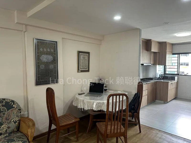 3 Room (3I) HDB for Sale in  412 Pandan Gardens - Image 9