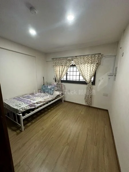 3 Room (3I) HDB for Sale in  412 Pandan Gardens - Image 4