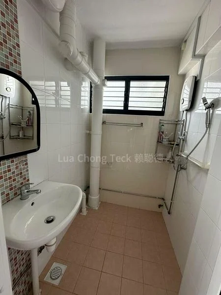 3 Room (3I) HDB for Sale in  412 Pandan Gardens - Image 5
